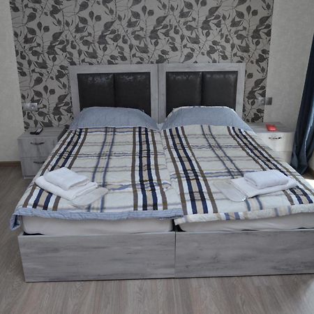 Guest House Uta Tbilisi Ngoại thất bức ảnh