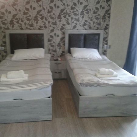 Guest House Uta Tbilisi Ngoại thất bức ảnh