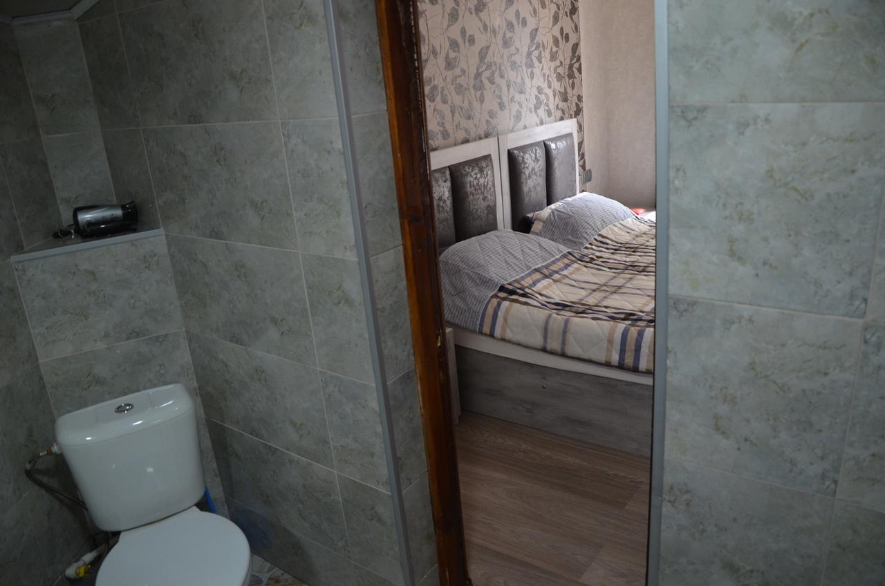 Guest House Uta Tbilisi Ngoại thất bức ảnh